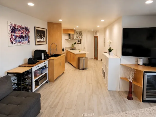 2901 Peninsula Road, Oxnard, California 93035