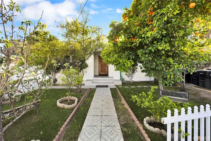 249 Zerr Court, Glendale, California 91206
