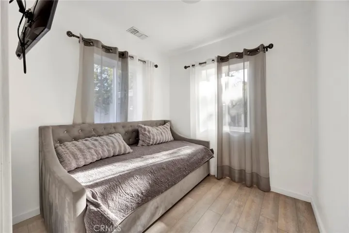 249 Zerr Court, Glendale, California 91206