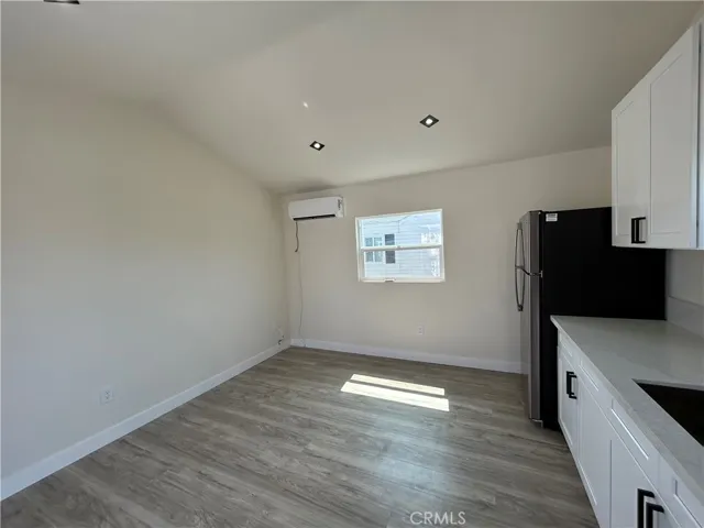 300 E Arbor Street 2, Long Beach, California 90805