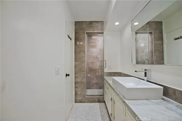 3407 Ocean Front B, Los Angeles, California 90292