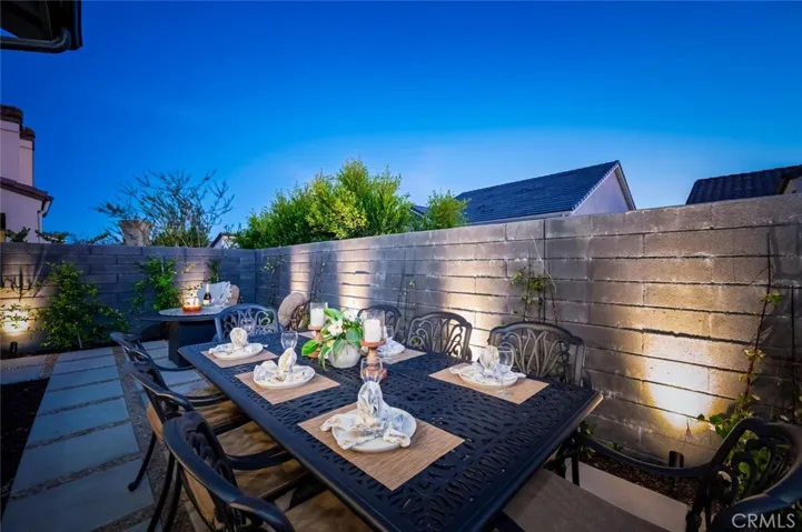 1306 Roots Way, Rancho Mission Viejo, California 92694