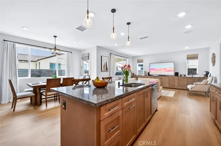 1306 Roots Way, Rancho Mission Viejo, California 92694
