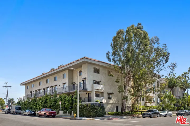 3939 Moore Street 106, Los Angeles, California 90066