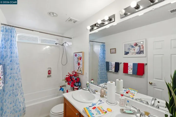 356 Turnstone Circle, Pittsburg, California 94565-7532