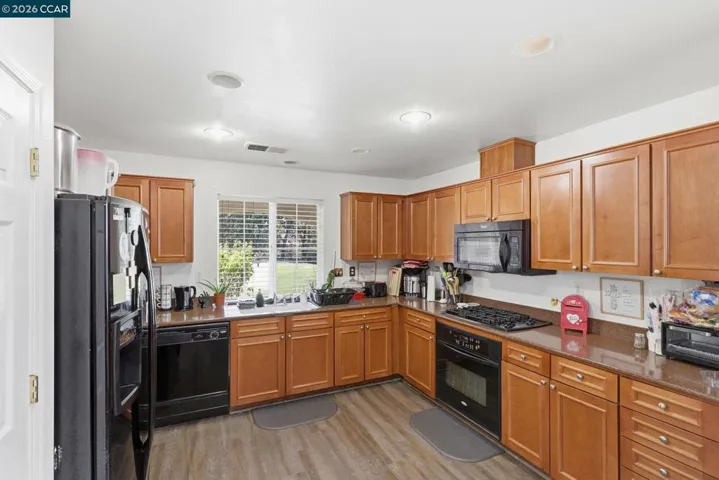 356 Turnstone Circle, Pittsburg, California 94565-7532