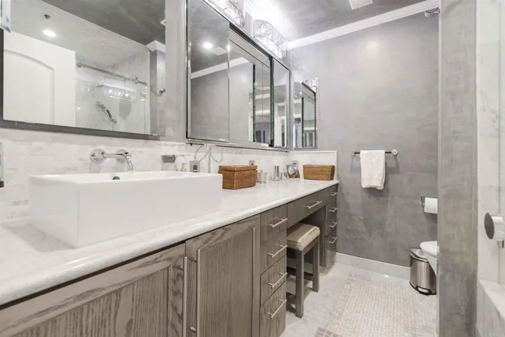 5705 Friars Road 11, Mission Valley, California 92110