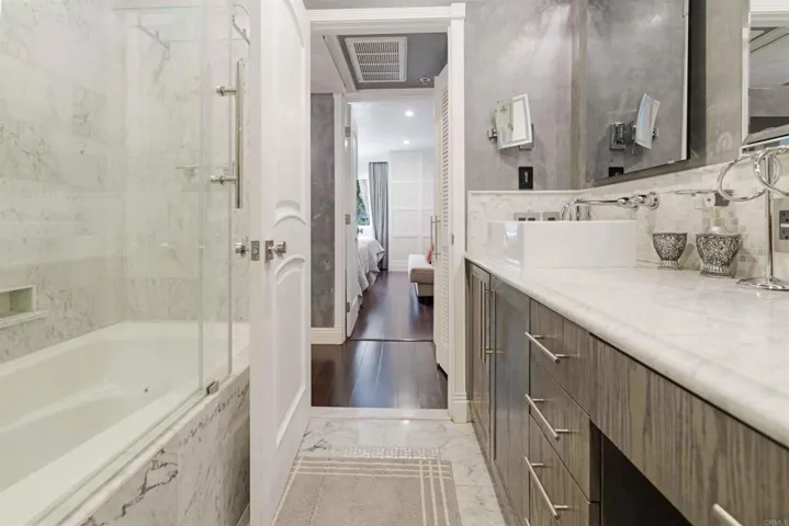 5705 Friars Road 11, Mission Valley, California 92110