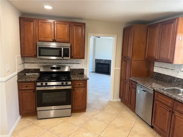 201 Bryn Mawr, Claremont, California 91711
