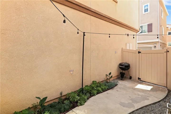 793 Banyan, Pomona, California 91767
