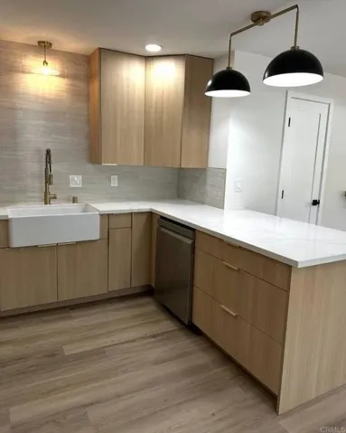 5725 Linda Vista Road, San Diego, California 92110