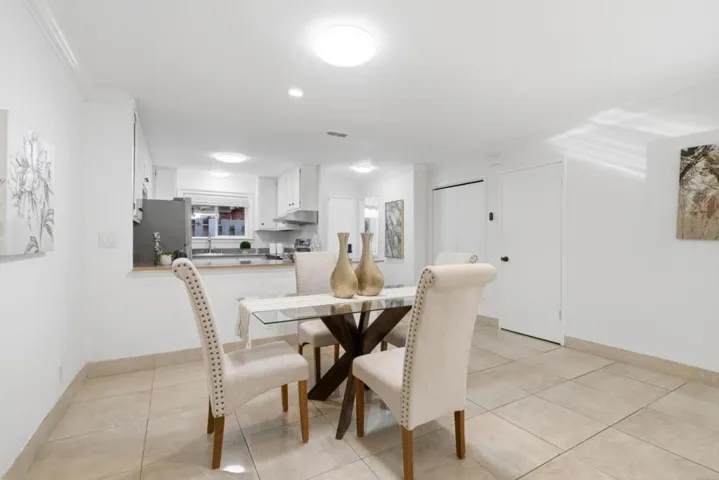 117 Mission Drive, East Palo Alto, California 94303