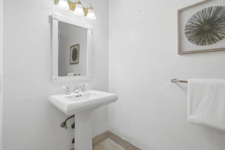 117 Mission Drive, East Palo Alto, California 94303