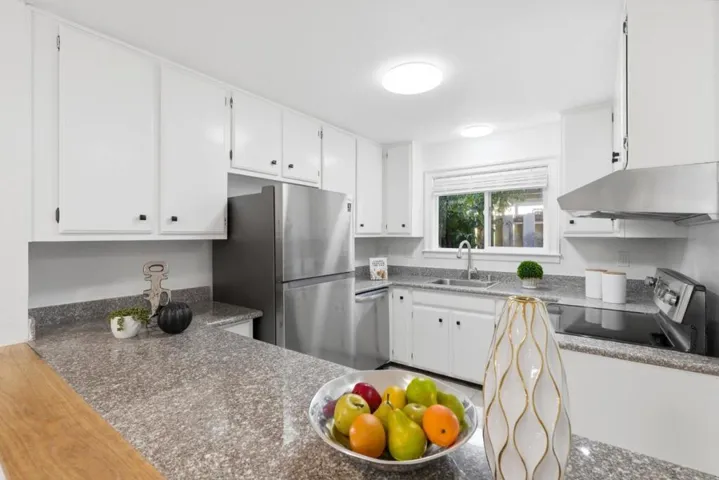 117 Mission Drive, East Palo Alto, California 94303