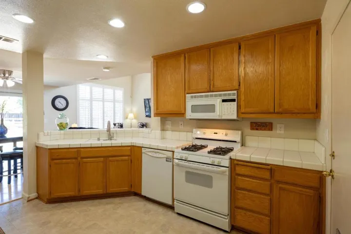 15175 Via Corfinio, Morgan Hill, California 95037
