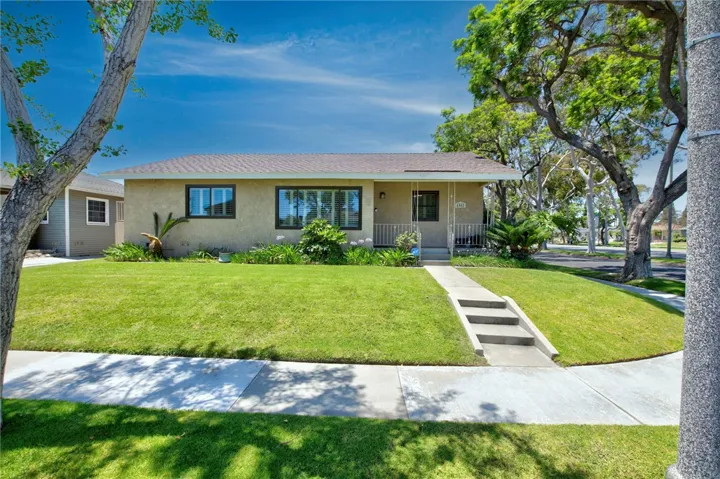 4863 Ocana Avenue, Lakewood, California 90713