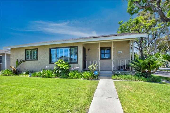 4863 Ocana Avenue, Lakewood, California 90713