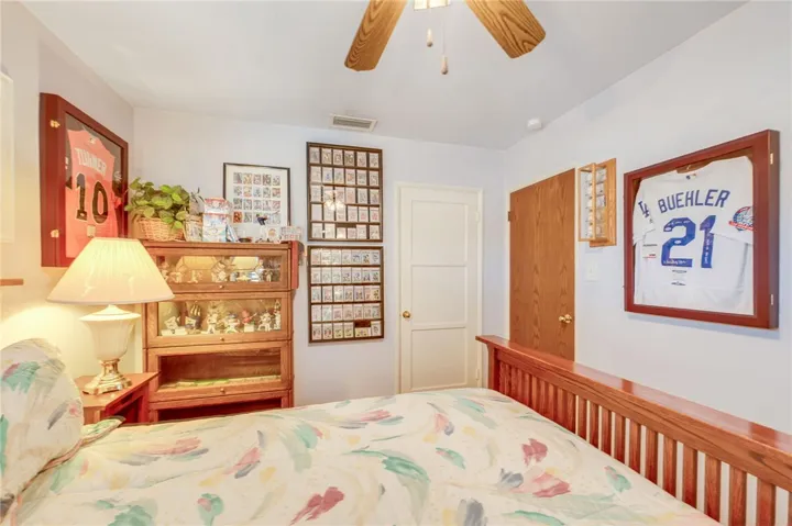 4863 Ocana Avenue, Lakewood, California 90713