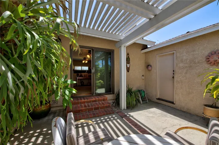 4863 Ocana Avenue, Lakewood, California 90713