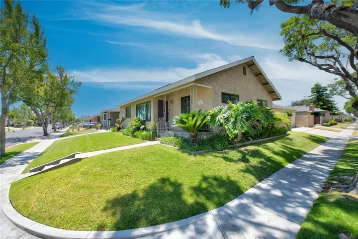 4863 Ocana Avenue, Lakewood, California 90713