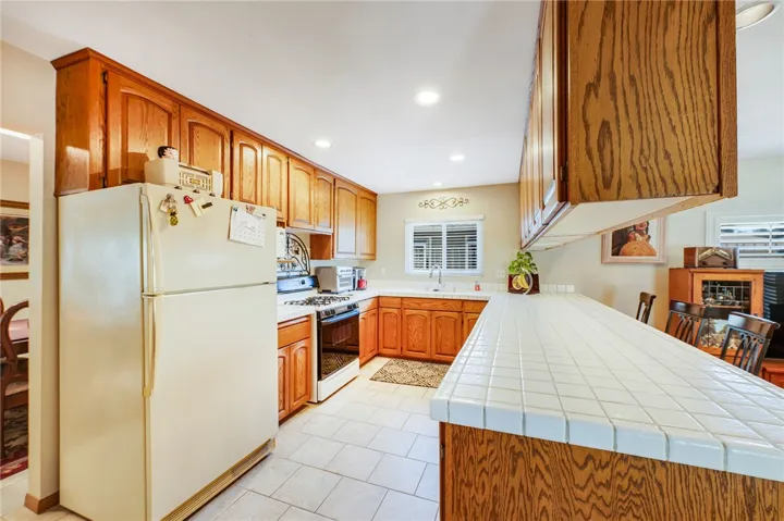 4863 Ocana Avenue, Lakewood, California 90713