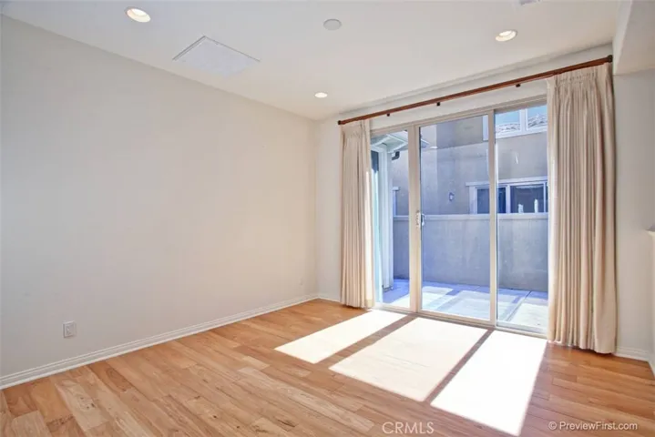 34 Roycroft, Irvine, California 92620