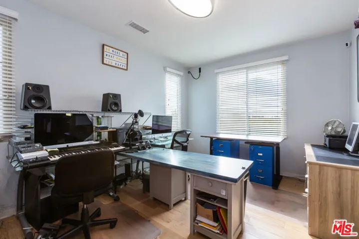 5547 Palm Drive, Hawthorne, California 90250