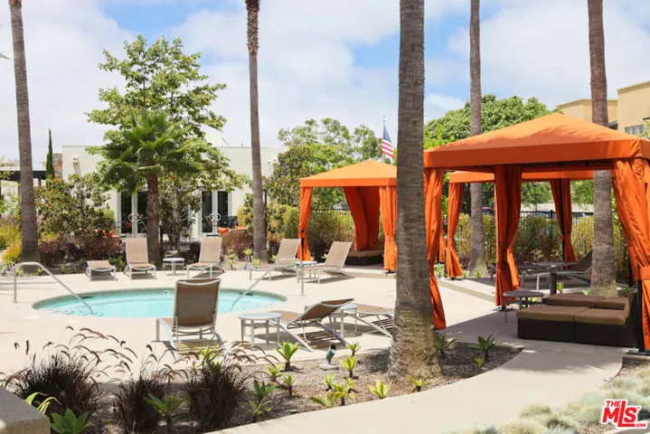 5547 Palm Drive, Hawthorne, California 90250