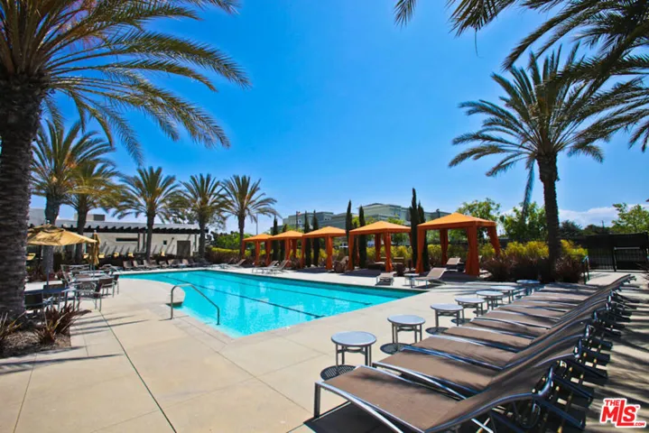 5547 Palm Drive, Hawthorne, California 90250