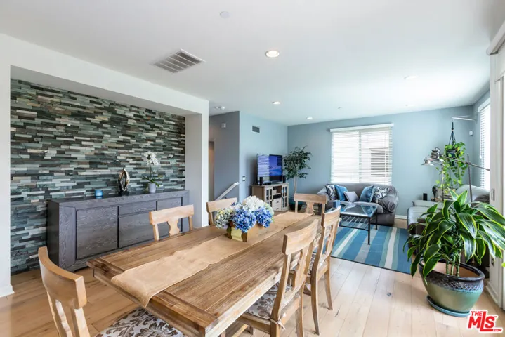 5547 Palm Drive, Hawthorne, California 90250