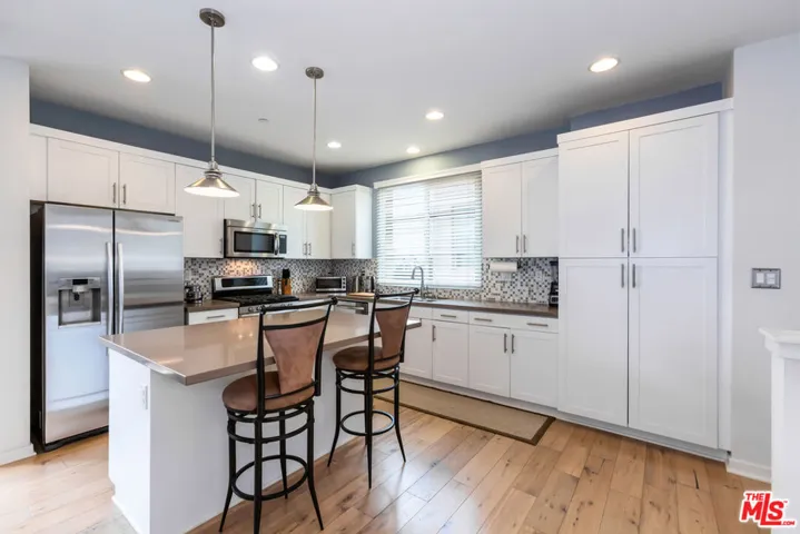 5547 Palm Drive, Hawthorne, California 90250