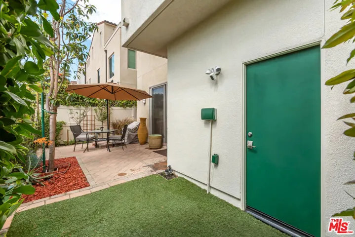 5547 Palm Drive, Hawthorne, California 90250
