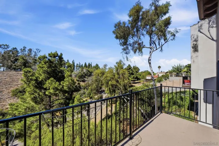 8642 Converse, San Diego, California 92123