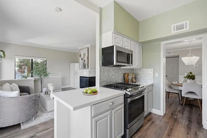 8642 Converse, San Diego, California 92123