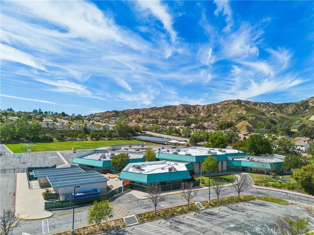 30024 Medford, Castaic, California 91384