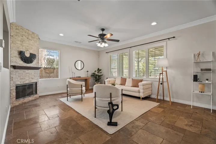 30024 Medford, Castaic, California 91384