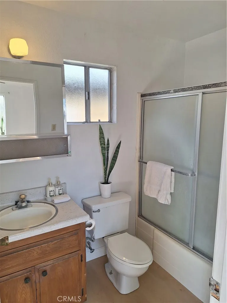 Full Bath in Primary Suite