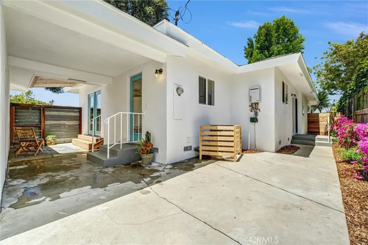 3090 Eucalyptus Avenue, Long Beach, California 90806