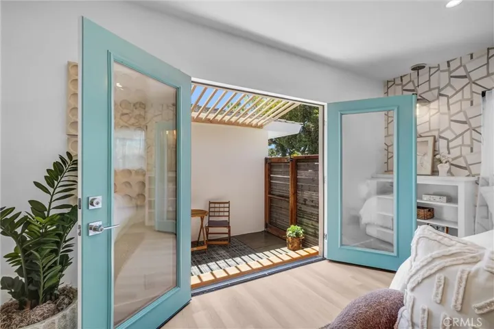 3090 Eucalyptus Avenue, Long Beach, California 90806