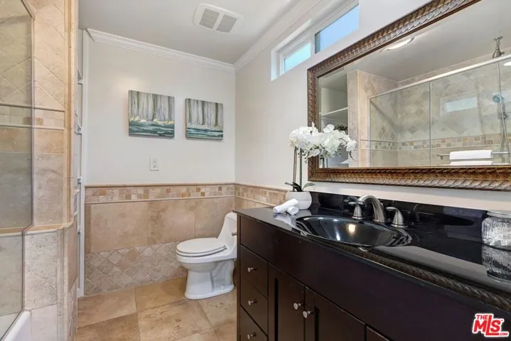 823 Enchanted Way, Pacific Palisades, California 90272