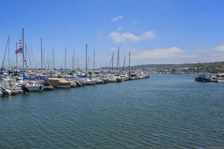1021 Scott 159, San Diego, California 92106