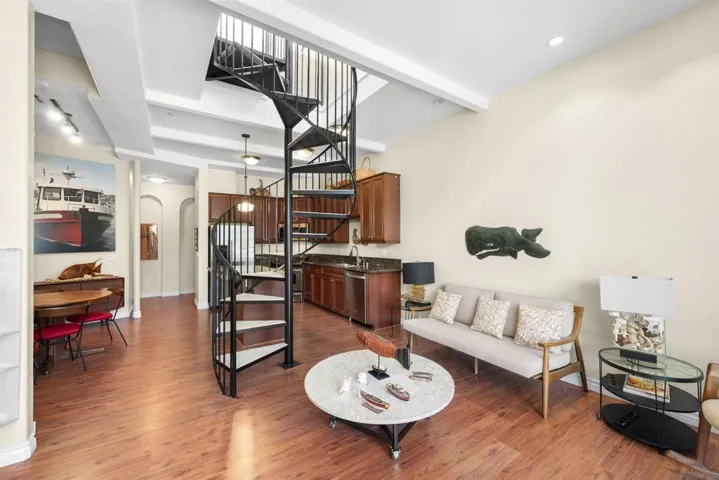 1021 Scott 159, San Diego, California 92106
