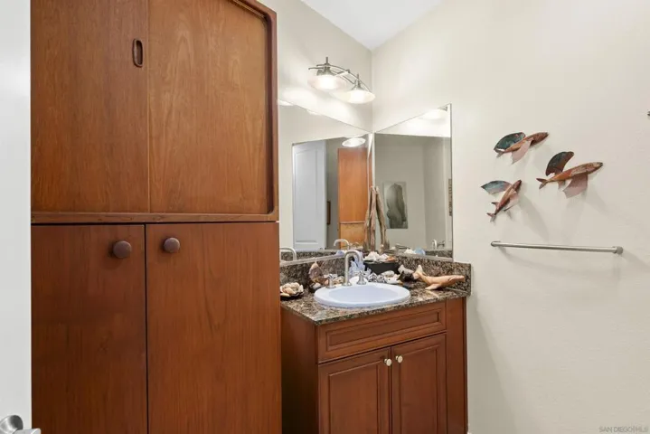 1021 Scott 159, San Diego, California 92106