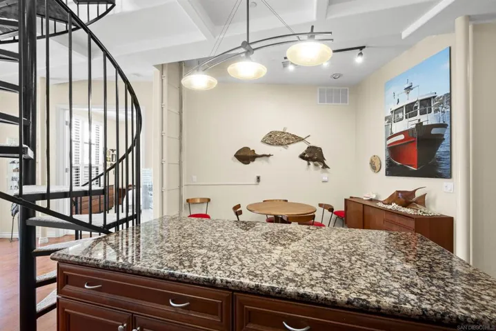 1021 Scott 159, San Diego, California 92106