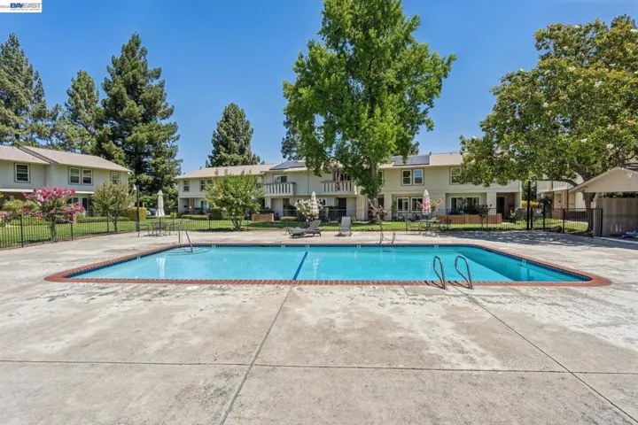 1814 Wildbrook Ct C, Concord, California 94521