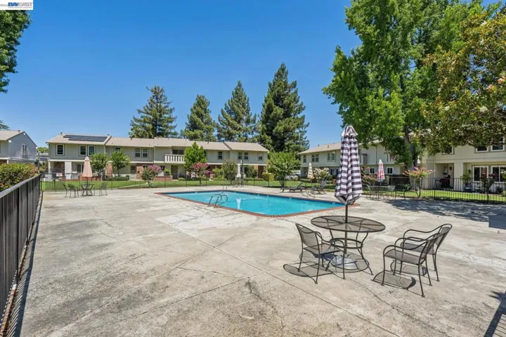 1814 Wildbrook Ct C, Concord, California 94521
