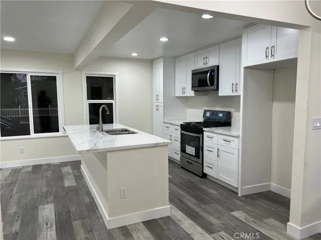 Kitchen with lots of cabinets