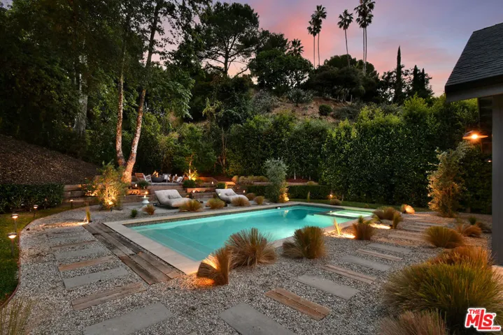 3721 Woodcliff Road, Sherman Oaks, California 91403
