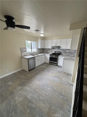 9229 Stewart And Gray Road A, Downey, California 90241
