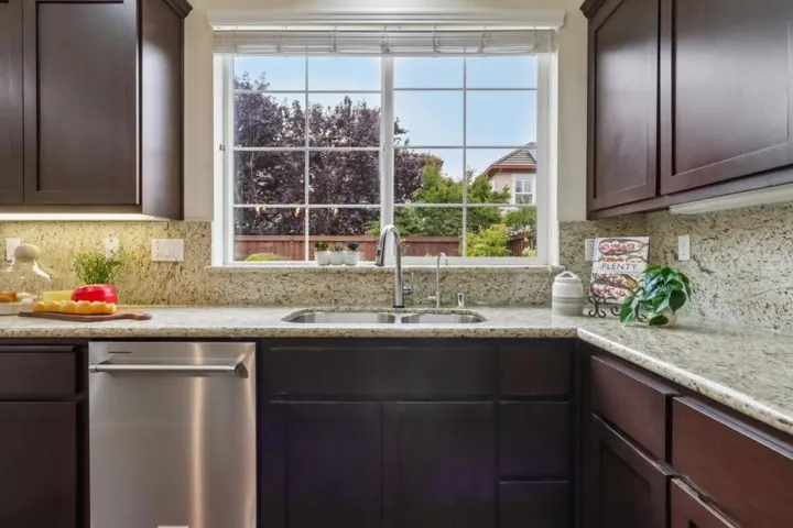 4531 Novato Street, Union City, California 94587